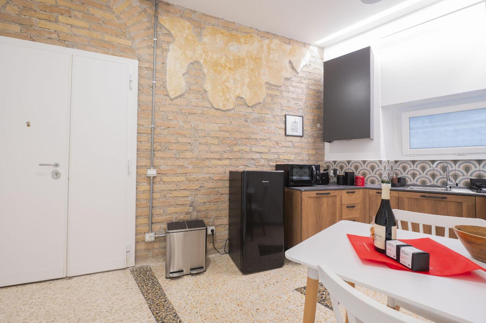 Trastevere Lovely 2 Bedroom